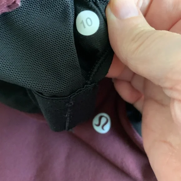 EUC Lululemon Athletica Power Y Tank Top size 10 - Picture 4 of 8